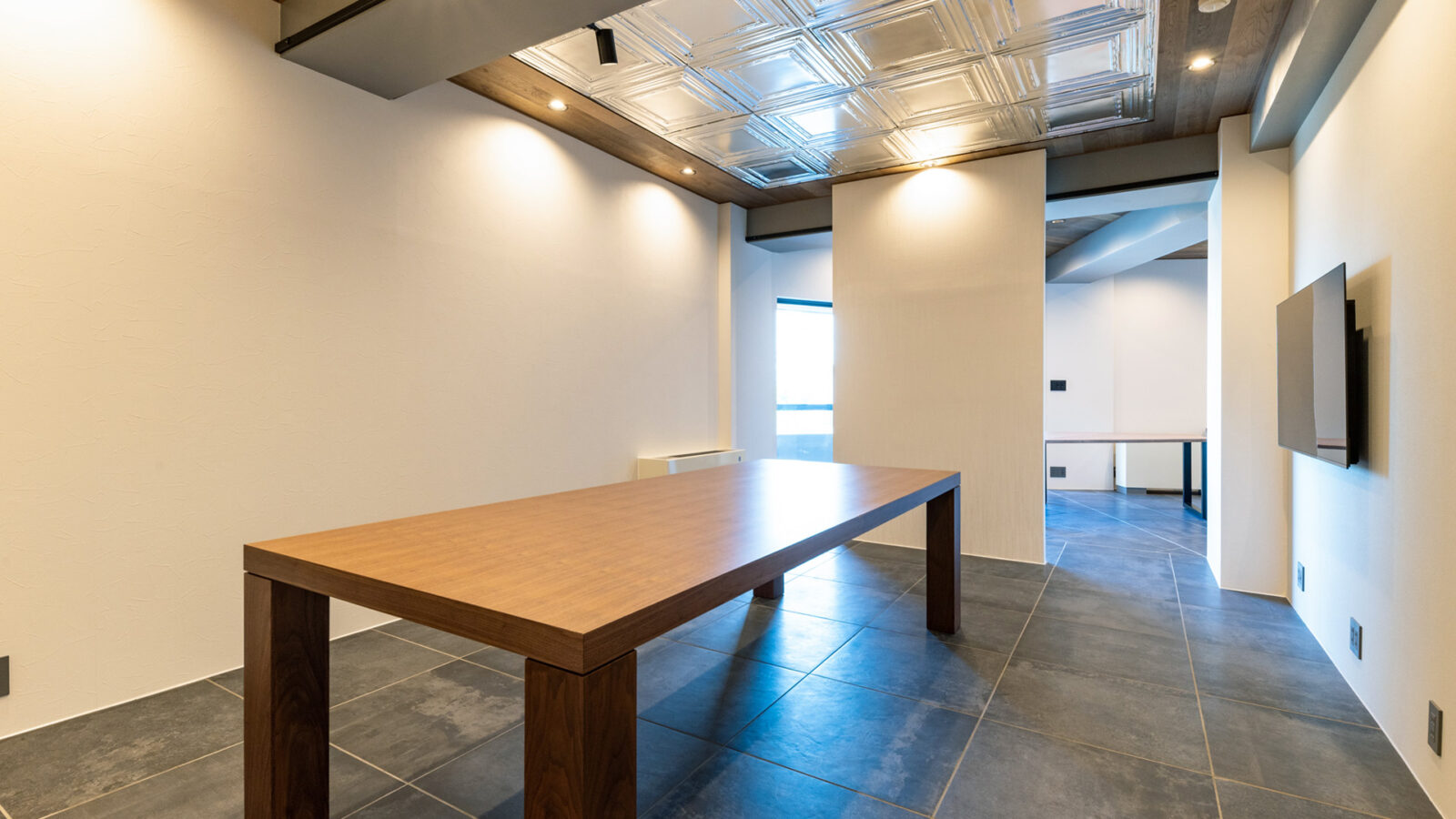 原宿オフィス|BCP対策を含むオフィスリノベーション事例